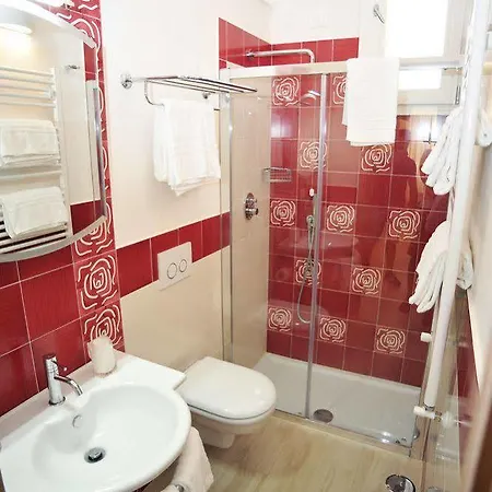 House Santa Rita Hotel 2*