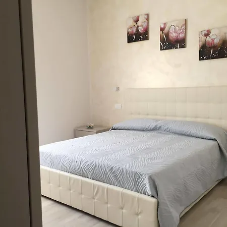 House Santa Rita 2*
